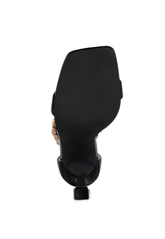 Real Gem T 型带链条细节中跟凉鞋